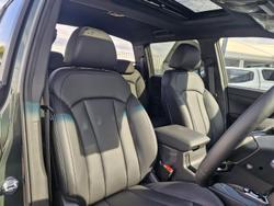 2026 KGM Musso Ultimate Q261 MY26 4X4 Dual Range Amazonia Green