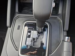 2026 KGM Musso Ultimate Q261 MY26 4X4 Dual Range Amazonia Green