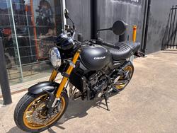 2025 Kawasaki Z900RS SE BLACK