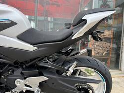 2026 CFMOTO 450 SR ABS NEBULA WHI