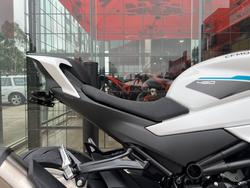 2026 CFMOTO 450 SR ABS NEBULA WHI