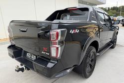 2022 Isuzu D-MAX X-TERRAIN