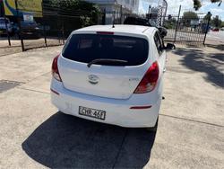 2012 HYUNDAI i20 ACTIVE PB MY12 White
