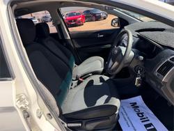 2012 HYUNDAI i20 ACTIVE PB MY12 White