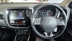 2020 Mitsubishi Outlander ES