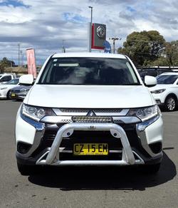 2020 Mitsubishi Outlander ES