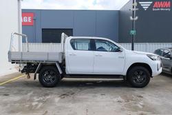 2024 Toyota Hilux SR 48V