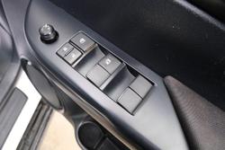 2024 Toyota Hilux SR 48V