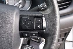 2024 Toyota Hilux SR 48V