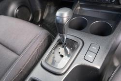 2024 Toyota Hilux SR 48V