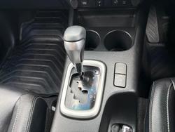 2023 Toyota Hilux SR5