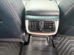 2023 Toyota Hilux SR5