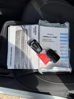 2021 Isuzu MU-X LS-U MY21 4x2 Mineral White