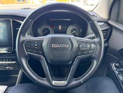 2021 Isuzu MU-X LS-U MY21 4x2 Mineral White
