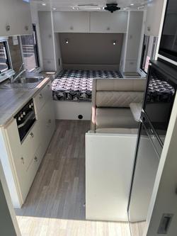 2023 Design RV Forerunner Van 1-1, 18'8''