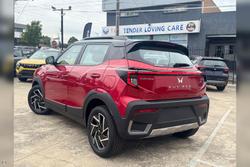 2025 Mahindra XUV3XO AX7L