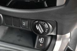 2019 Nissan Navara SL