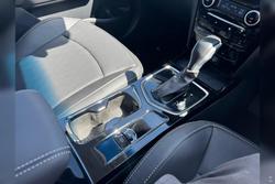 2025 Mahindra XUV3XO AX7L