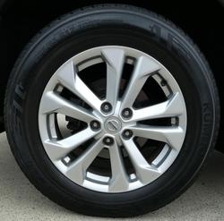 2015 Nissan X-TRAIL ST