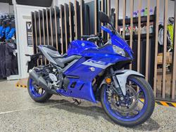 2020 Yamaha YZF-R3 BLUE