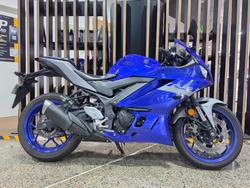 2020 Yamaha YZF-R3 BLUE