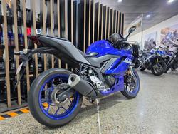 2020 Yamaha YZF-R3 BLUE