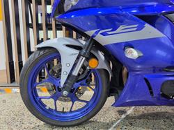 2020 Yamaha YZF-R3 BLUE