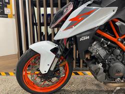 2017 Ktm 1290 SUPER DUKE R White/Grey