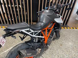 2017 Ktm 1290 SUPER DUKE R White/Grey