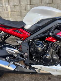 2017 Triumph STREET TRIPLE White