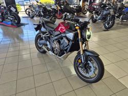 2025 Honda CB650R CB Red