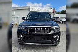 2025 Mahindra Scorpio Z8L+