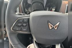 2025 Mahindra Scorpio Z8L+