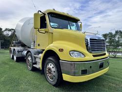 2019 Freightliner Cl112