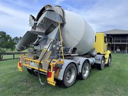 2019 Freightliner Cl112