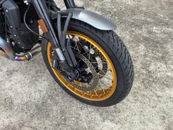 2025 BMW Motorrad R 12 Silver