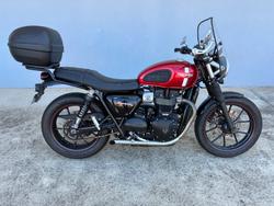 Triumph Street Twin