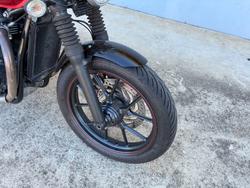 2016 Triumph STREET TWIN Red