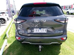 2022 Isuzu MU-X LS-T