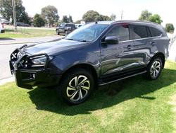 2022 Isuzu MU-X LS-T