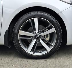 2017 Kia Cerato Sport+