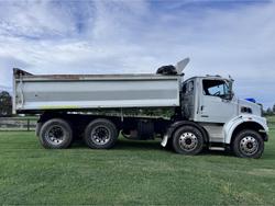 2008 Sterling Lt9500