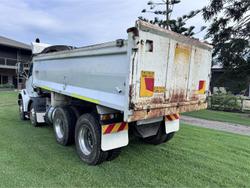 2008 Sterling Lt9500