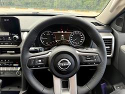 2026 Nissan Navara ST-X
