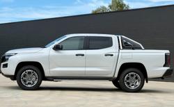 2026 Nissan Navara ST-X