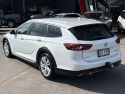 2017 Holden Calais