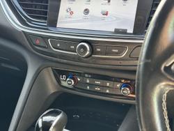 2017 Holden Calais