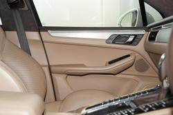 2017 Porsche Macan Turbo 95B MY17 AWD Carrara White