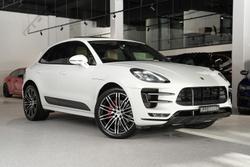 2017 Porsche Macan Turbo