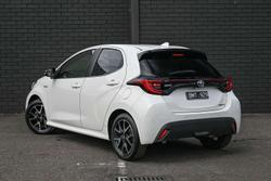 2020 Toyota Yaris ZR Hybrid